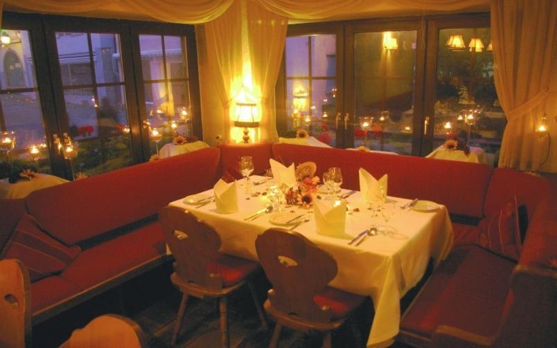 Zum Treuen Bartel Hotel Markgröningen Kültér fotó